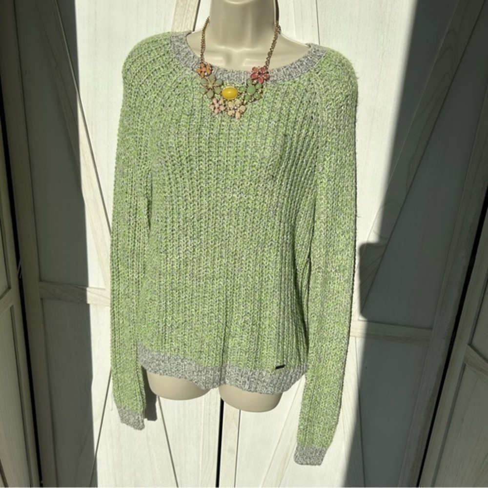 💋 Abercrombie & Fitch mohair crewneck sweater - S